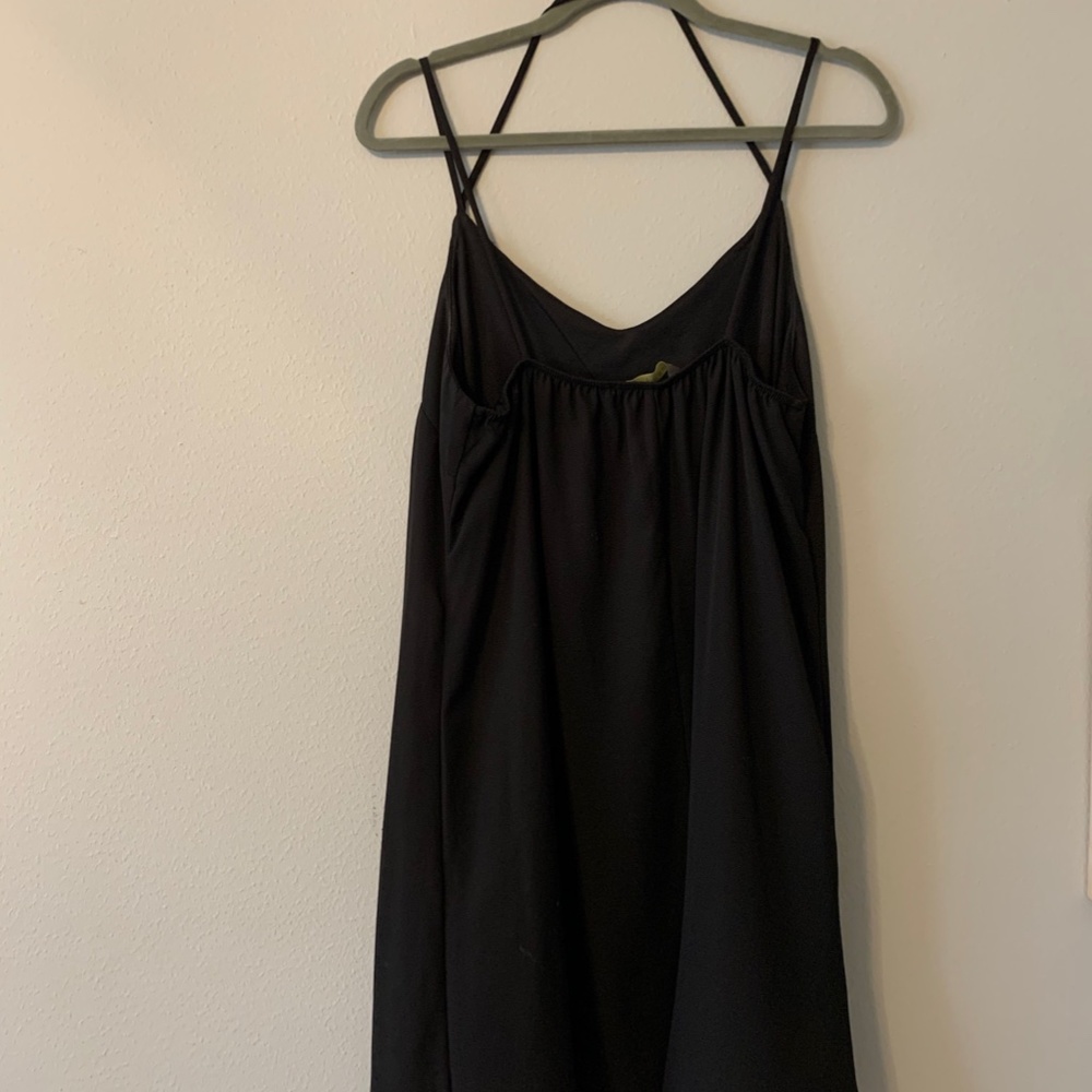 Black Dress - Picture 3 of 4
